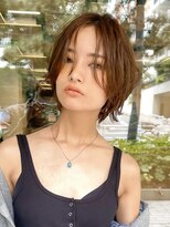 ギークス(GEEKS)&nbsp;【GEEKS渋谷】くびれボブ/ミディアムレイヤー/艶カラー/20代30代