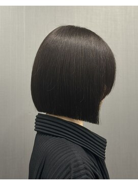 ハルキミナト ジャパン トウキョウ(HARUKI MINATO japan TOKYO) 20代30代/切りっぱなしボブ/ぱつっとボブ/ボブヘア/表参道