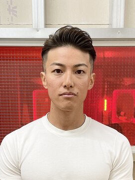 メリケンバーバーショップ トーキョー(MERICAN BARBERSHOP TYO) スパイキーショート/バズカット/アップバング【嶋壽】310