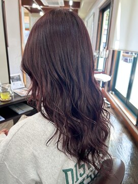 ラリュエル 江曽島店(La Ruelle.) ボルドーカラー