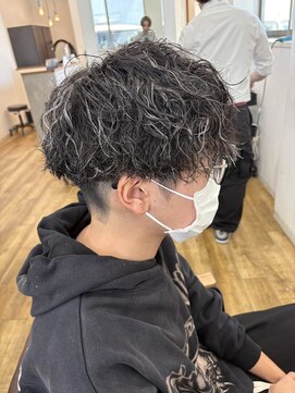 リンク(Link Hair&Spa) ハイライト×ツイストスパイラルパーマ