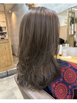 サロン ド クレア(salon de CLEA) 【オリーブベージュ】大人の上品レイヤースタイル