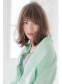 【elfo】どんな顔型でもOK！外ハネミディアムパーマスタイル