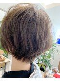 ショートボブ