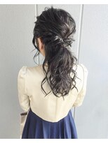 スティードトーキョー(Steed Tokyo)&nbsp;抜け感×パーティーハーフアップ