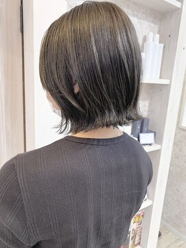 キャアリー(Caary) 福山市美容室Caary 前下がり切りっぱなしボブ ラベンダーカラー