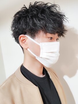 コロ(COLO) MEN’S HAIR/サーフカール/刈り上げセンターパート/吉祥寺