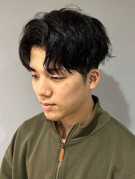 エクシア 西梅田店(EXCIA) 【ビジネスマンにも◎】パーマ×ツーブロックスタイル