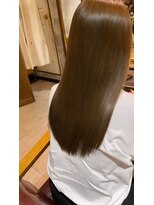 ニーゼロゼロナナ(2007)&nbsp;ツヤベージュ