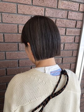 りんごの木セントラル(Central) ショートボブ/ミニボブ/切りっぱなし