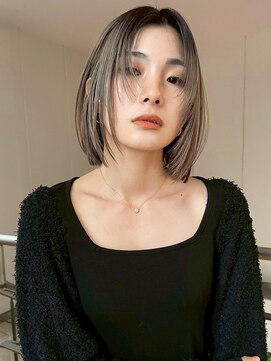 ウェイビーズ(WAVY'S) xカット/ホワイトグレージュ/レイヤーカット/チェリーブラウン