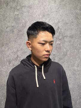 ドゥーエン 緑橋店(DoEN) フェザーアップ×スキンフェード