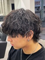 レボ(Revo)&nbsp;襟足を残して。波巻きスパイラルパーマ