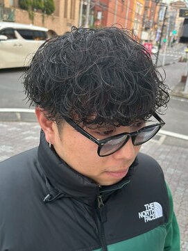 一鳳庵　【イオアン】 波巻きツイストスパイラル　メンズカット