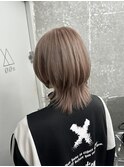 ライトブラウン