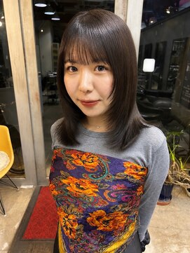 ラミパス(RAMIPASS ladies&gentlemen) 透明感のあるミディアムレイヤー