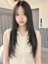 ローレンアオ(LOREN AO)