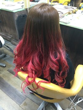 ヘアースペース 練馬店(hair space COCO) ピンクグラデーション、マニパニ使用、