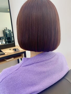 シフターズ(SIFTERS) ツヤっとボブスタイル