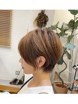 チリンバイロストシティー(Chillin by LOSTCITY)&nbsp;王道トレンドくびれショート髪質改善ハイライトインナーカラー