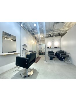 ～まるで遊園地に来たかのようなワクワク感を～史上最高にカッコ良い自分と出会えるサロン" Boum"