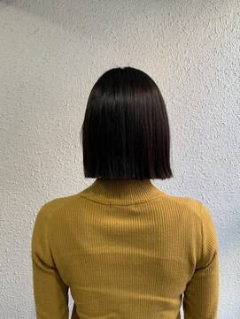 リバティ 吉祥寺(Liberty) 外ハネ艶髪タッセルボブ