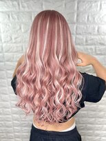 イエローコーン 横浜店(YELLOW CORN)&nbsp;ペールピンクハイライト【ケアブリーチ/Wカラー/エクステ】