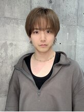 エル(L by truecreation) 大里 澄也