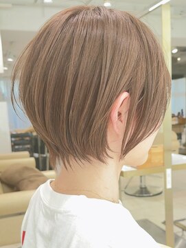 アンド ストーリーズ(&STORIES) ショートボブ30代40代50代似合わせナチュラル小顔【倉田】