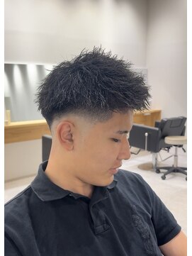 ルーストデラックス 京都河原町三条(ROOST dx) MEN’S HAIR/波巻ツイストスパイラル/フェザーパーマ/京都河原町