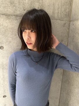 ロンドルピナス 小倉(Lond Lupinus) ミディアムレイヤーカット/似合わせカット/大人ガーリー/20代