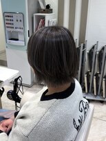 ケンジ 平塚 アネッタ(KENJE annetta)&nbsp;【ハイライト】アッシュグレー×シルバーハイライト