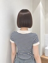 フォト 新宿三丁目(foto)&nbsp;髪質改善縮毛矯正地毛風ストレート切りっぱなしボブ
