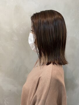 リタ ヘアメイク(Rita hair make) 切りっぱなしミディ