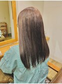 傷んだしまった金髪ヘアを大人っぽいナチュラルヘアに♪