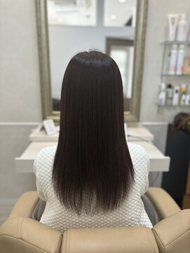 レヴィア(revia) うねり軽減ロングヘア