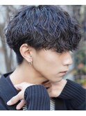 天神波巻きスパイラルパーマ波巻きパーマプードルパーマ強め20代