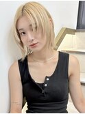 切りっぱなしボブ フェイスレイヤーブロンドインナーカラーt828
