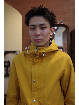 エディ(Edy) メンズスパイキーショートニュアンスパーマ刈り上げ眉毛カット