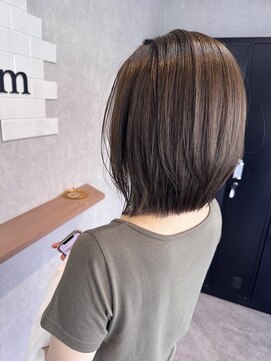 ブルーム(the Bloom) 前下りレイヤーボブ