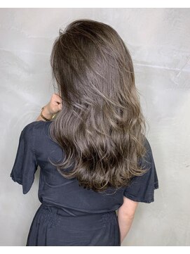 アルカナ 明治神宮前原宿(ARCANA) ミルクティーベージュ　ホワイト　ハイライト　インナーカラー