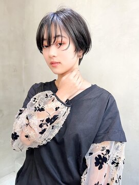 エイミー(Aimee) Aimee町田 丸みショート×アッシュブラック