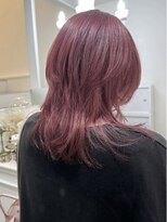 ハチ(HACHI)&nbsp;大人気ワインレッド×おしゃれ女子ウルフヘア