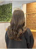 透明感オリーブベージュ/20代30代
