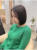 大人可愛いナチュラルストレートボブ
