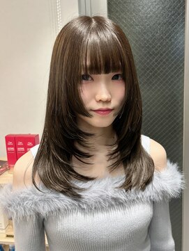 10代20代30代大人可愛い姫ミディアム小顔レイヤー艶グレージュ