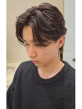 六本木美容室 白金店 ニュアンスパーマ/フェザーパーマ/マッシュ/韓国/メンズ/眉毛