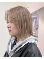 ヴァイス 新宿店(VAICE) ベージュ