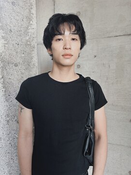 メゾンアクア 表参道(Maison ACQUA) =メンズボブ/フェザーパーマ／MEN’S HAIR/ブルーブラック