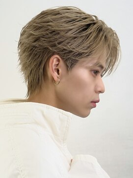 オーシャントーキョーオーバー 渋谷(OCEAN TOKYO OVER) マッシュセンターパートツーブロックフェザーパーマニュアンス